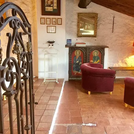 Maison Du Gallou *